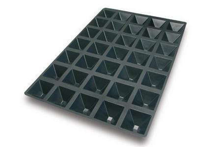 SQ057 - STAMPO SILICONE 60X40 N.24 PYRAMID CM.7,2X7,2 H.6